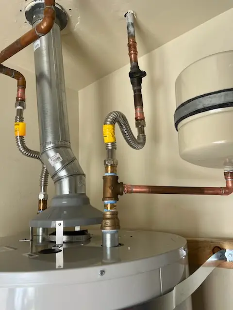 Water heater installation and plumbing repair in North Pembroke
